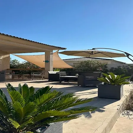 Avec Jacuzzi Prive Proche فيلة