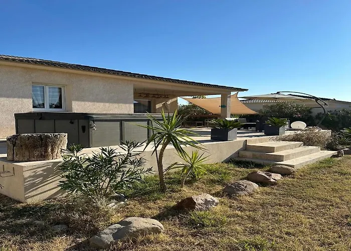 Avec Jacuzzi Prive Proche Villa