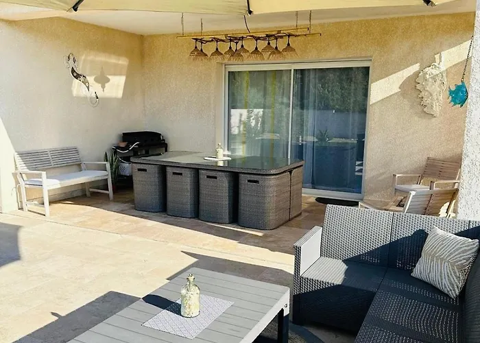 Avec Jacuzzi Prive Proche